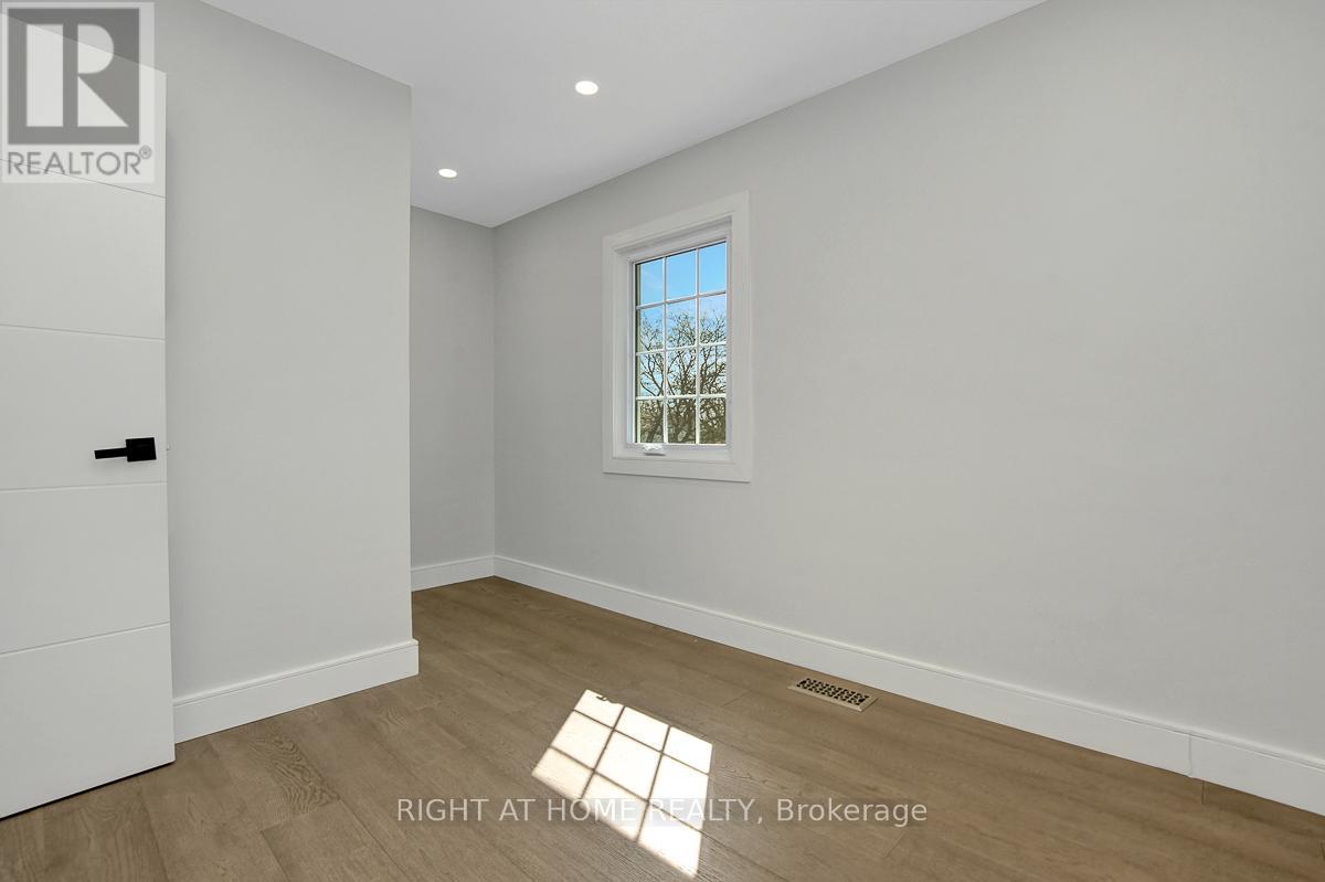 81 Canter Boulevard Property Photo 37