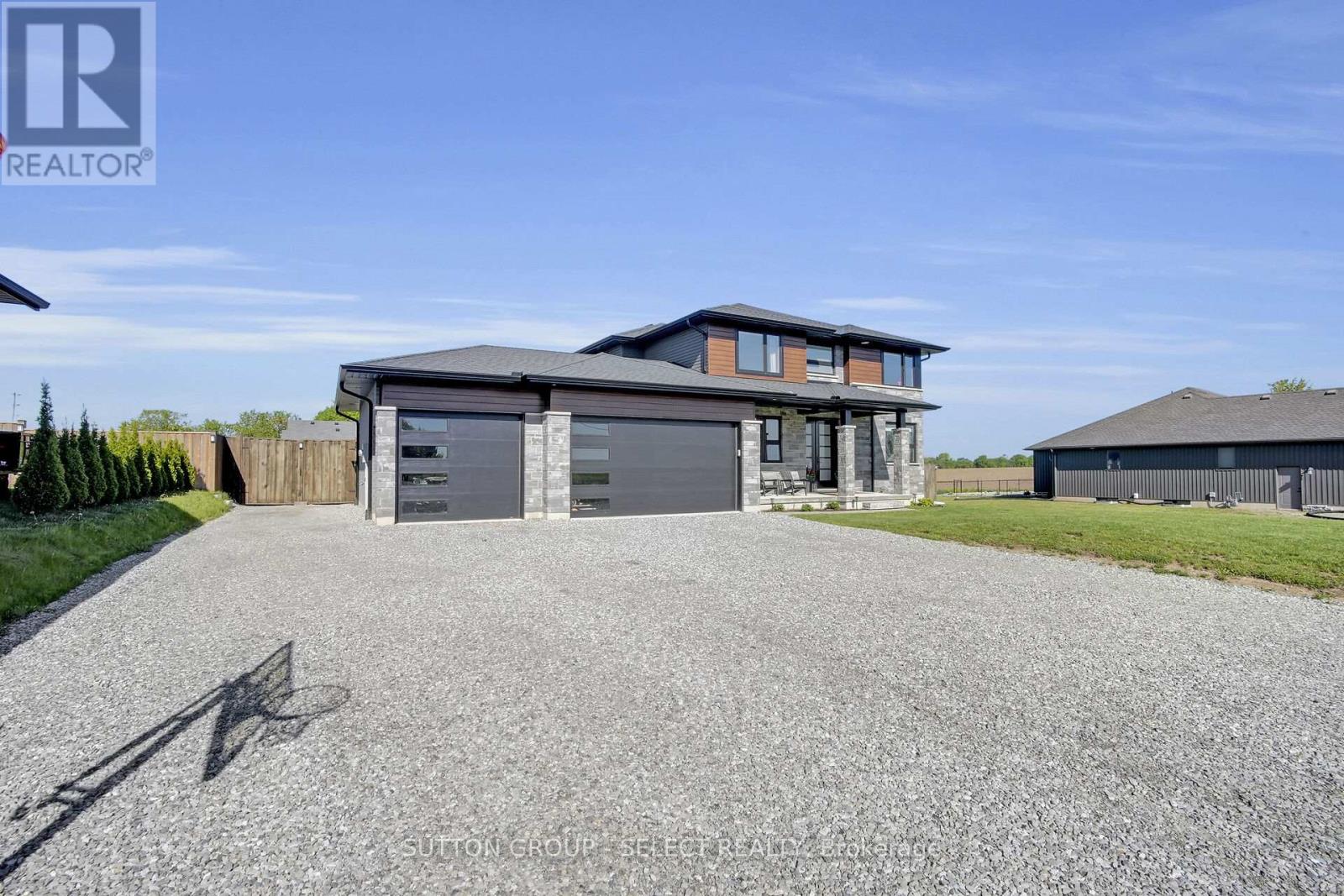 11197 Springwater Road Property Photo 1