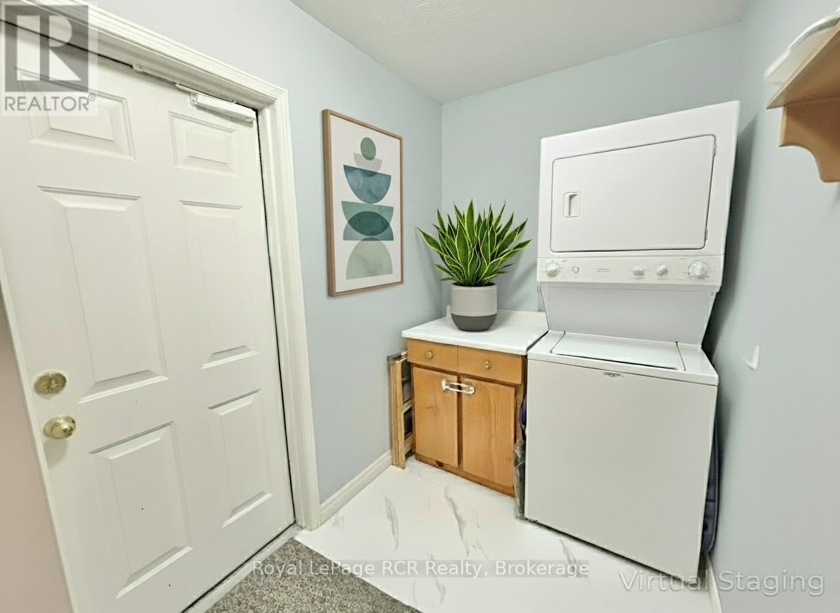 872 9th A East Avenue Property Photo 10