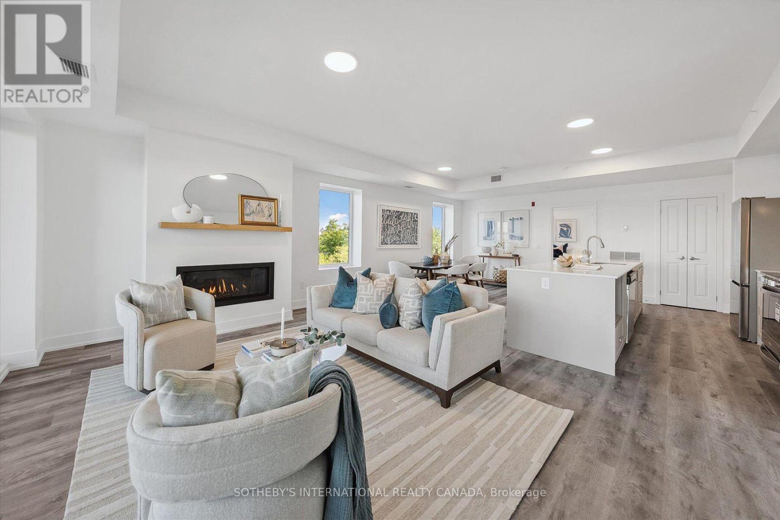 308 - 19b West Street N Property Photo 4