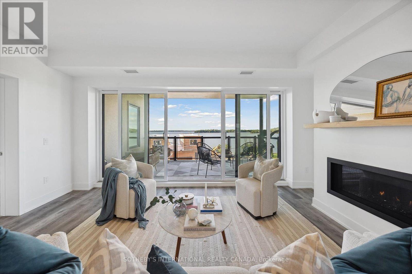 308 - 19b West Street N Property Photo 6