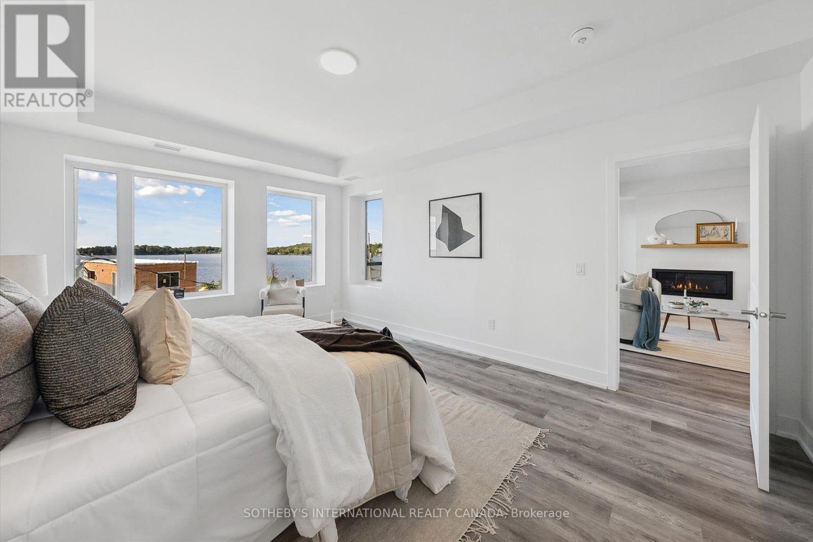 308 - 19b West Street N Property Photo 19