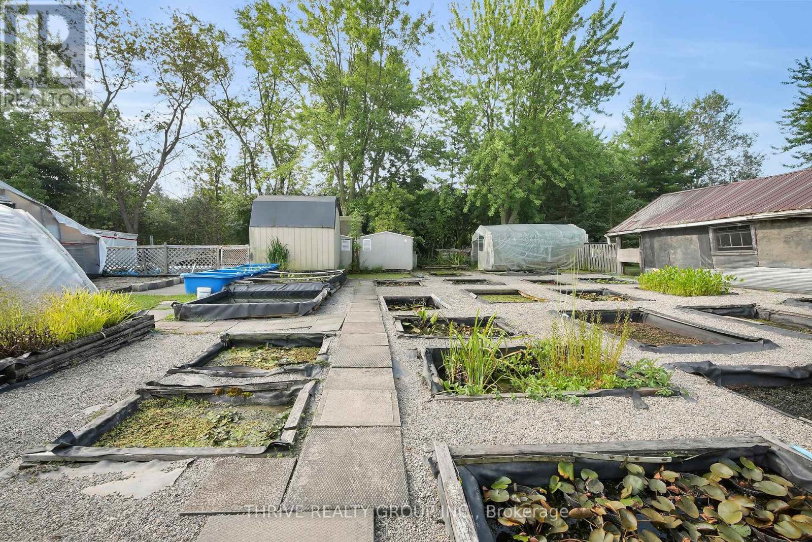 22049 Hyde Park Road Property Photo 13