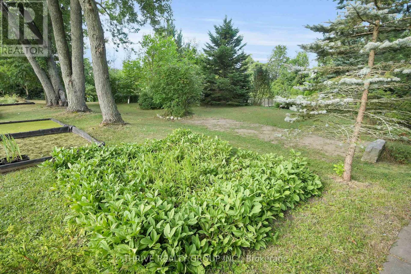 22049 Hyde Park Road Property Photo 22