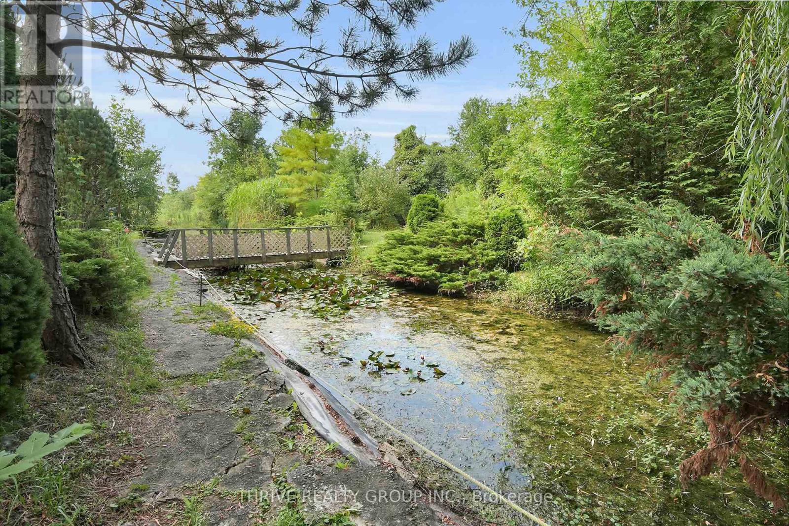 22049 Hyde Park Road Property Photo 23