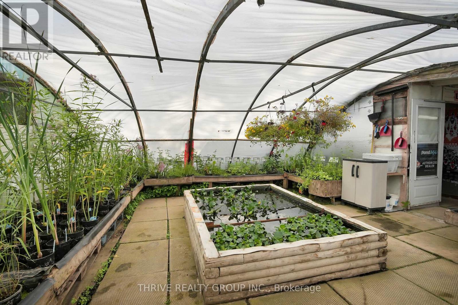 22049 Hyde Park Road Property Photo 28