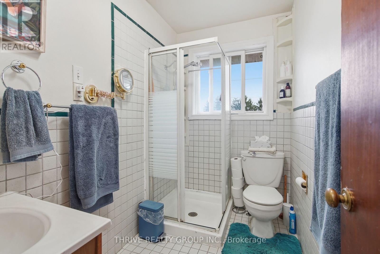 22049 Hyde Park Road Property Photo 45
