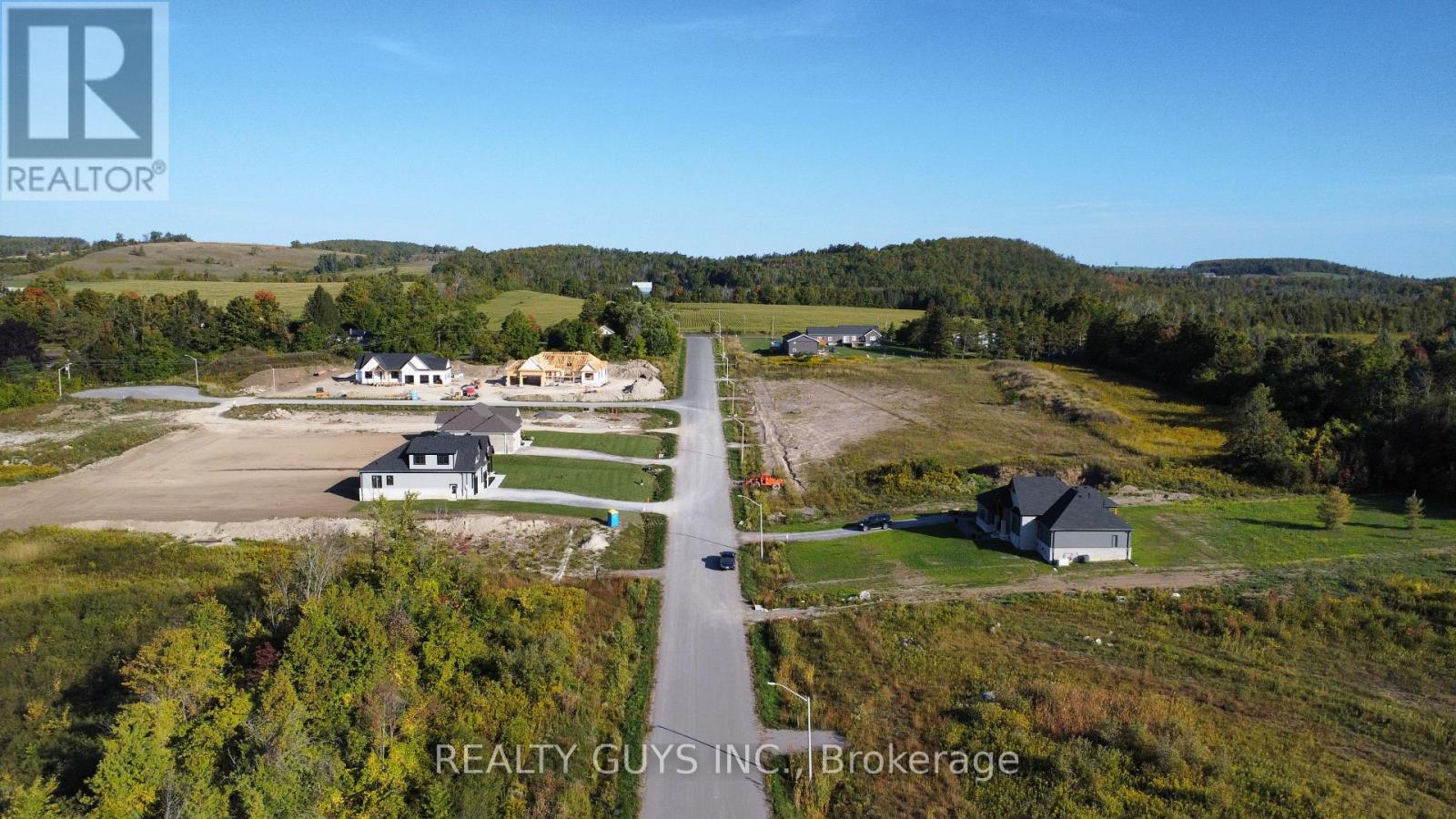 2393 (lot 11) Gwendolyn Court Property Photo 5