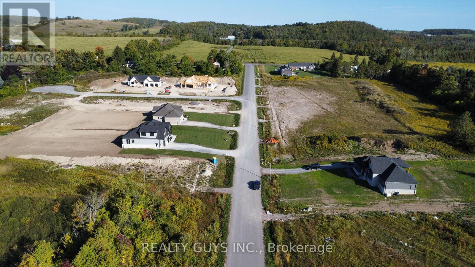 2393 (lot 11) Gwendolyn Court Property Photo 7