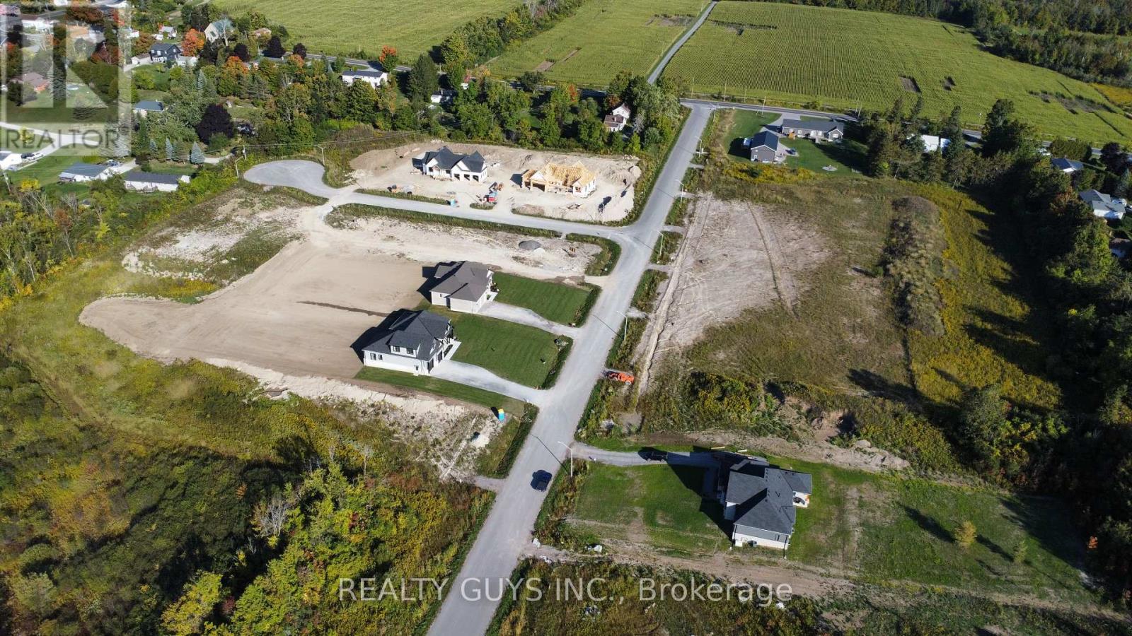 2393 (lot 11) Gwendolyn Court Property Photo 8
