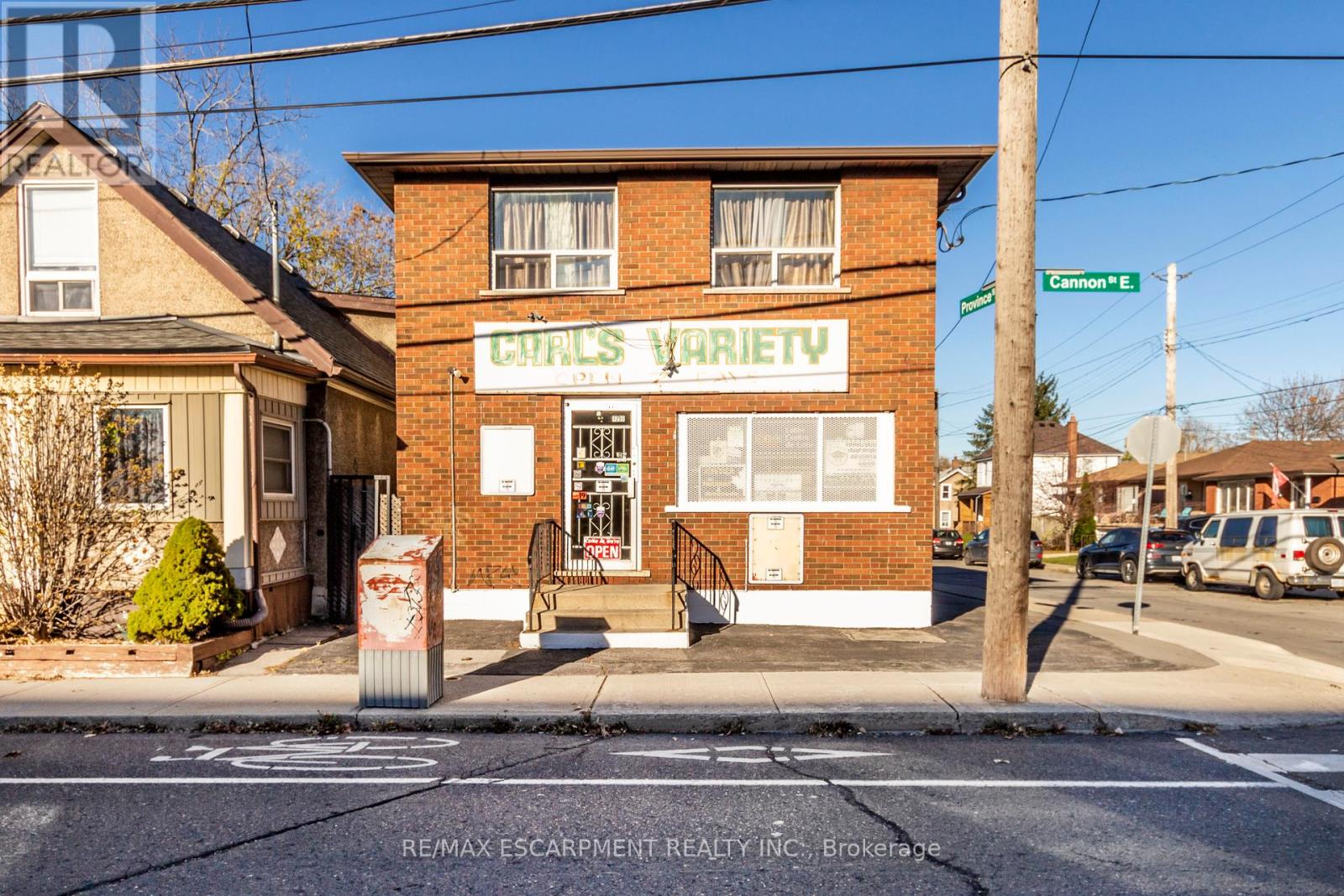 1295 CANNON STREET E Property Photo 1