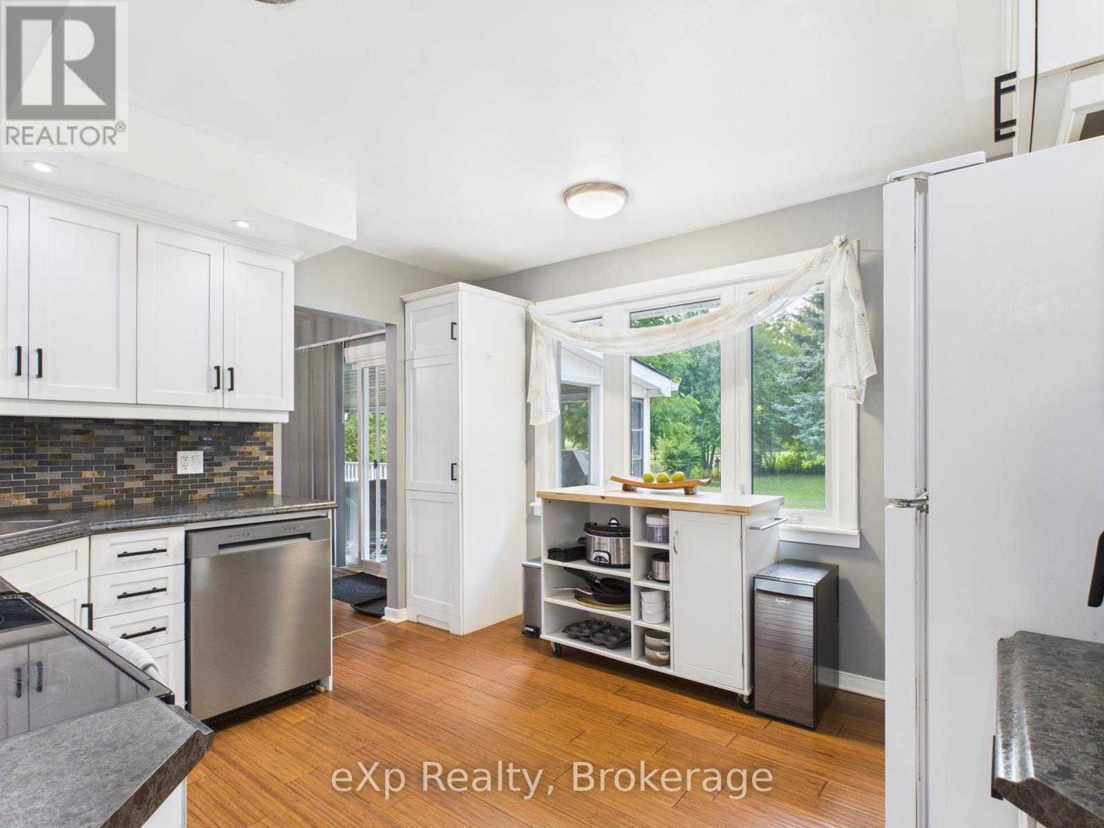 32 Centennial Street Property Photo 9