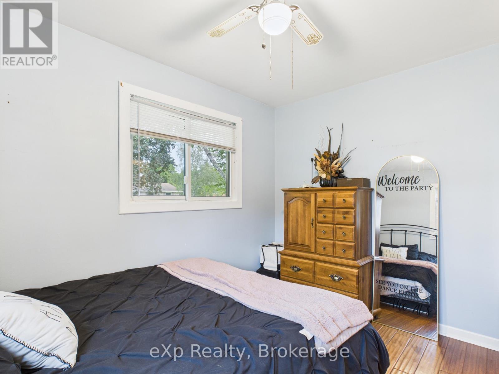 32 Centennial Street Property Photo 12