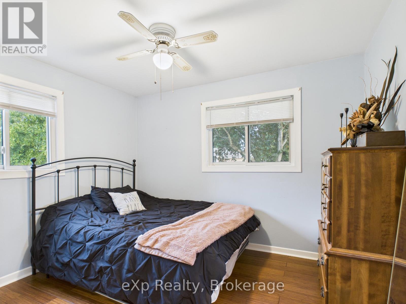 32 Centennial Street Property Photo 13