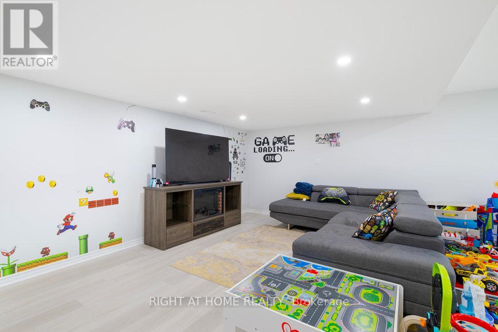 4512 Kelly Farm Drive Property Photo 40