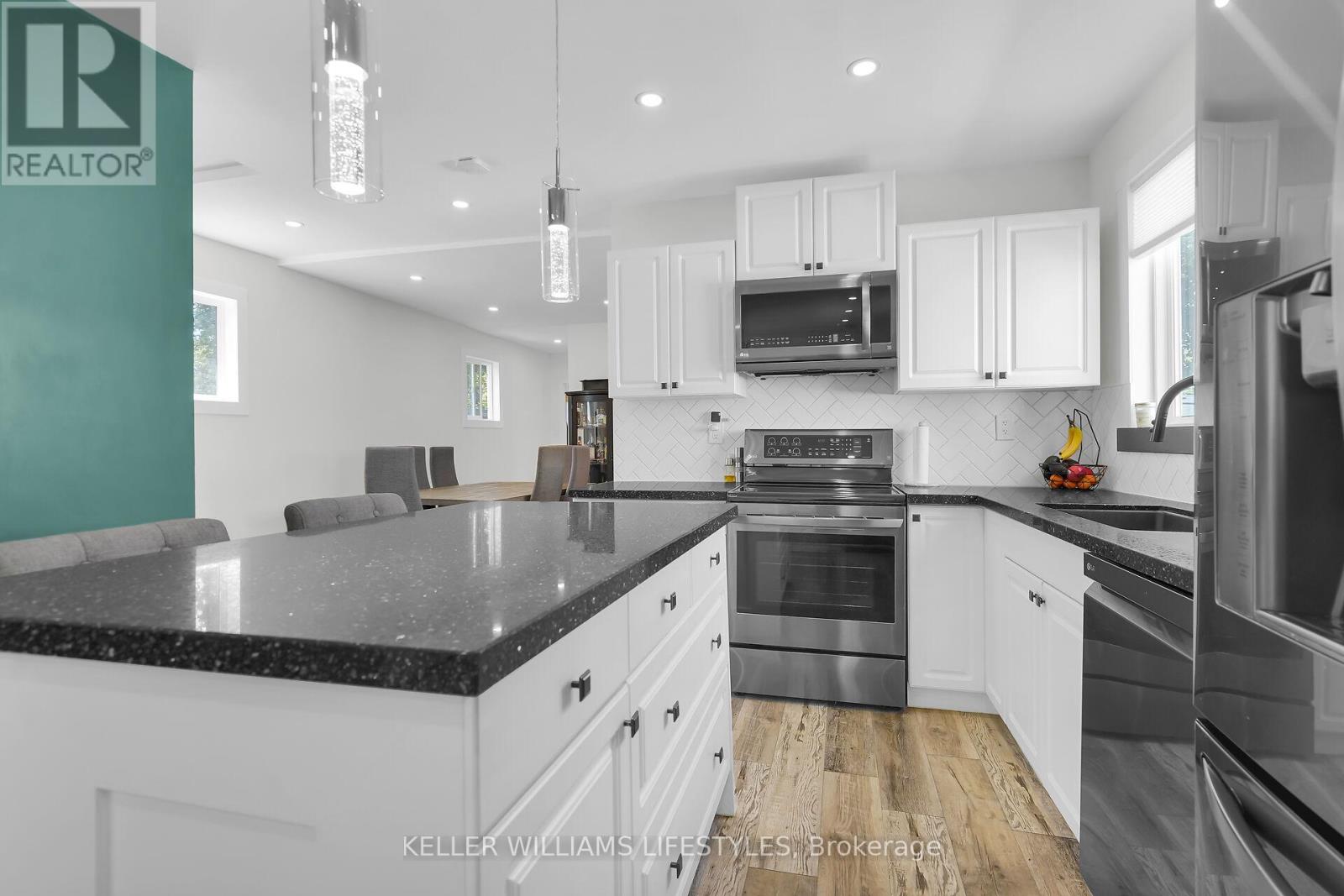 111 Boullee Street Property Photo 12