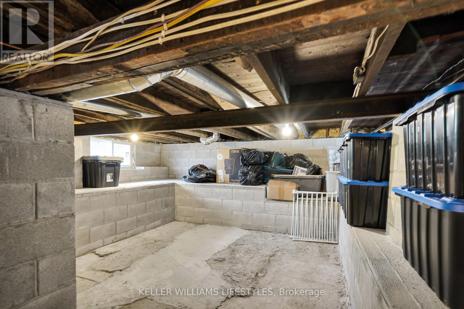 111 Boullee Street Property Photo 22