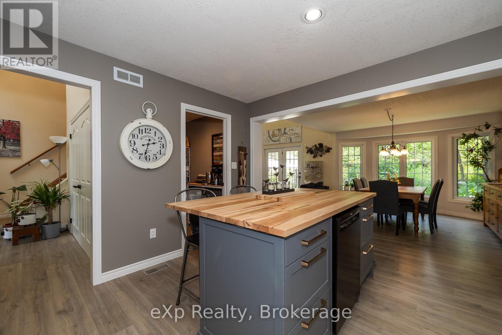 126 Wilson Drive Property Photo 9