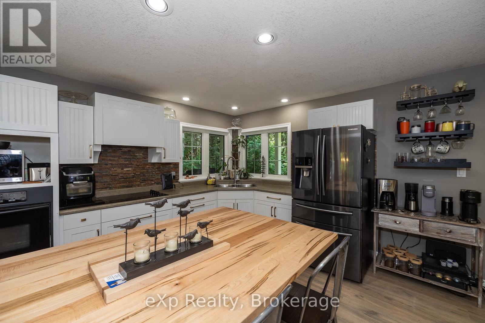 126 Wilson Drive Property Photo 12