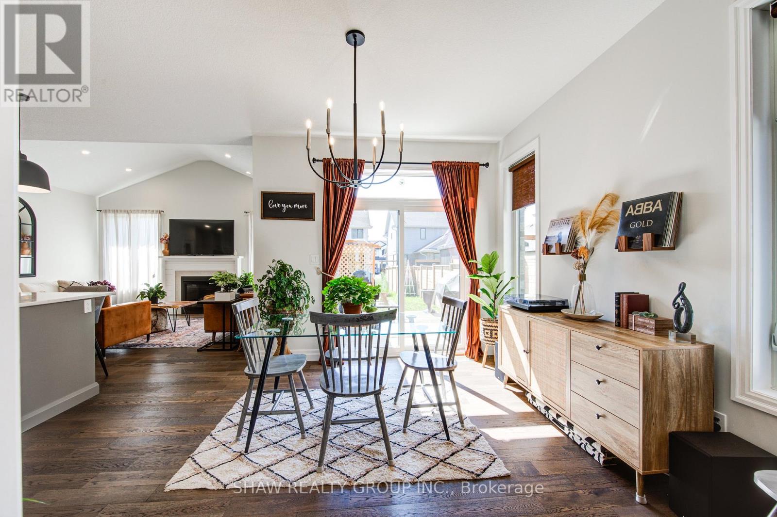 111 Livingston Drive Property Photo 11