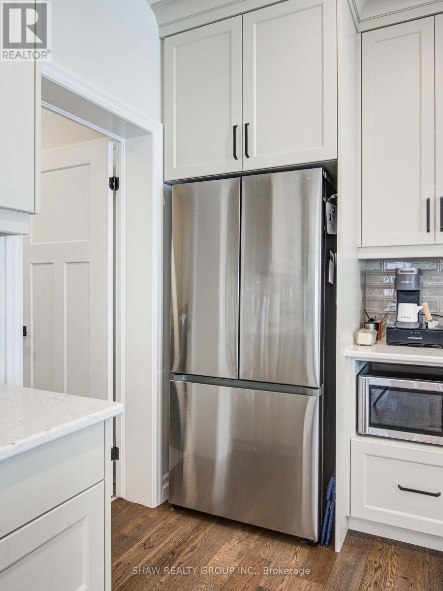 111 Livingston Drive Property Photo 17