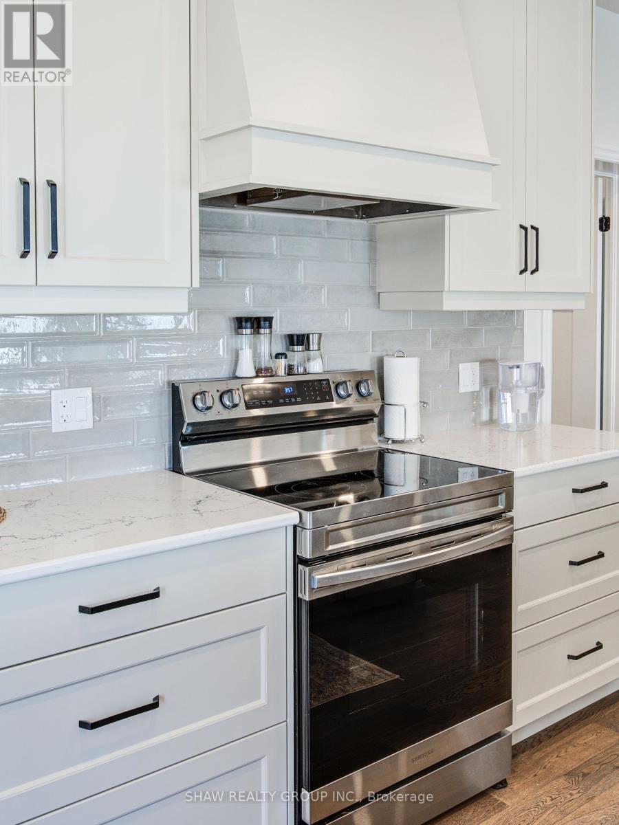 111 Livingston Drive Property Photo 18