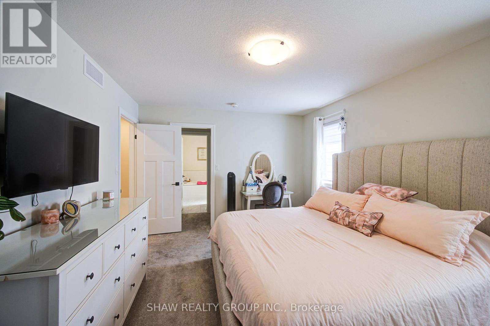 111 Livingston Drive Property Photo 25