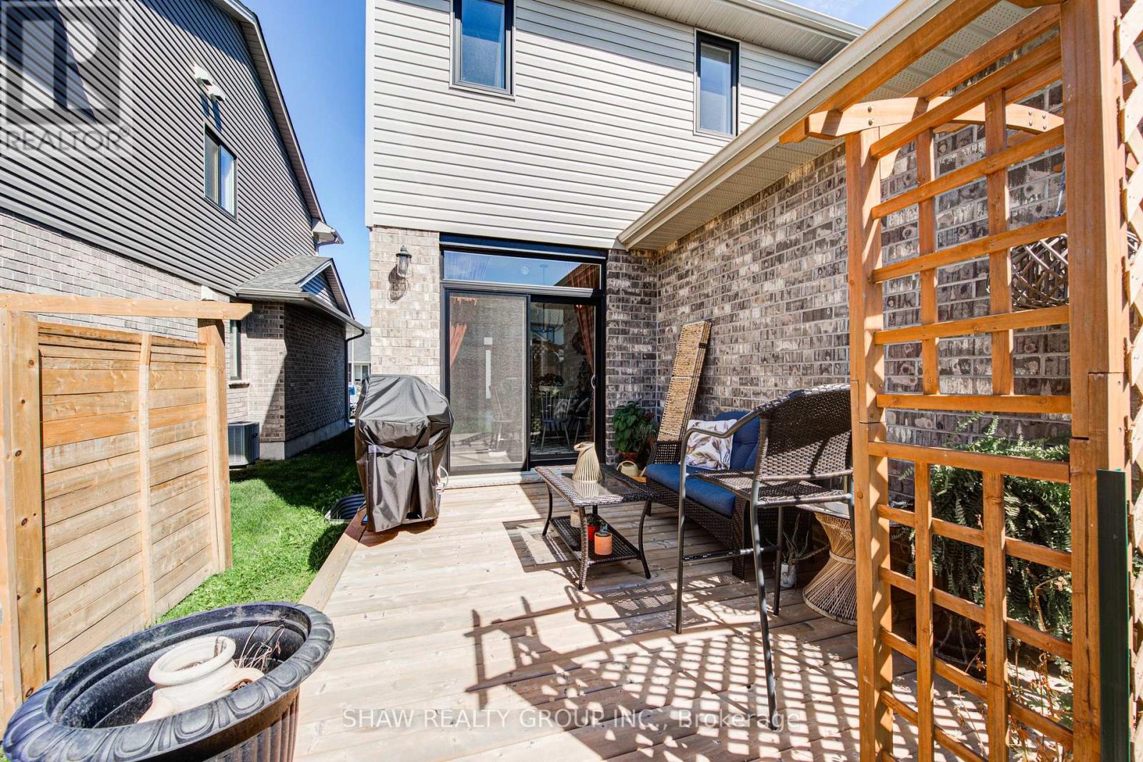 111 Livingston Drive Property Photo 44