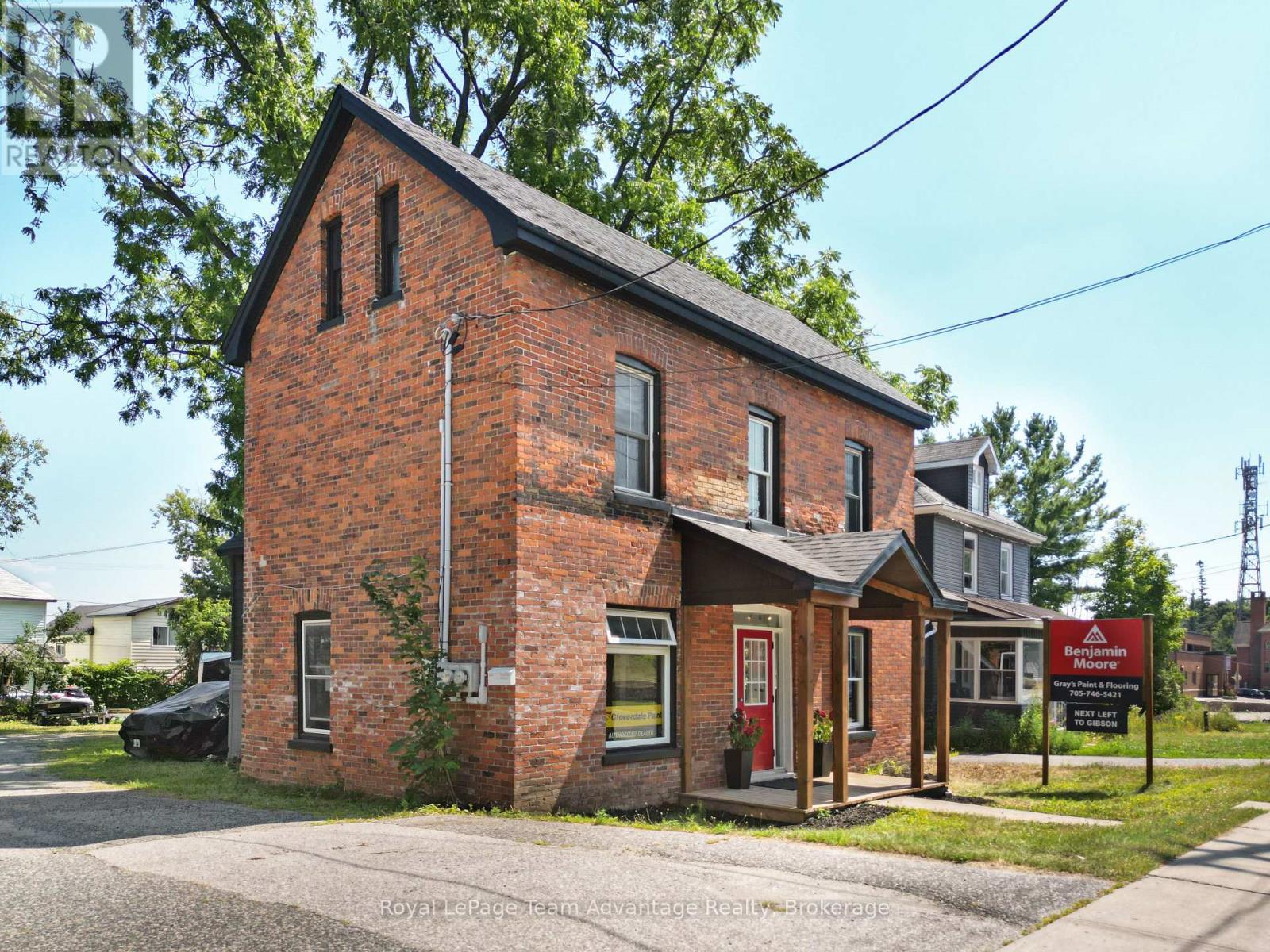 13 Church Street Property Photo 12