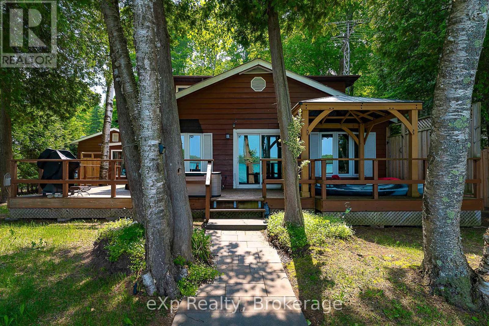 170 Francis Drive Property Photo 5