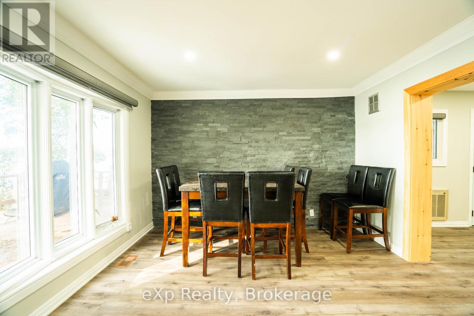 170 Francis Drive Property Photo 9