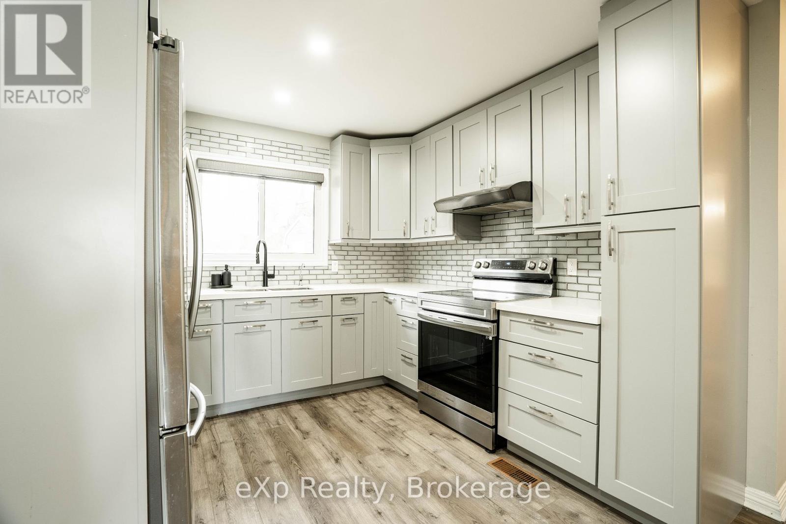 170 Francis Drive Property Photo 10