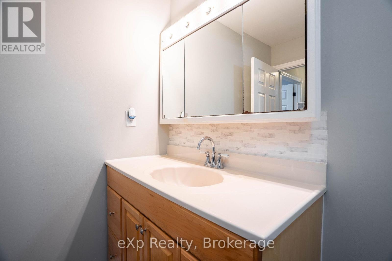 170 Francis Drive Property Photo 18