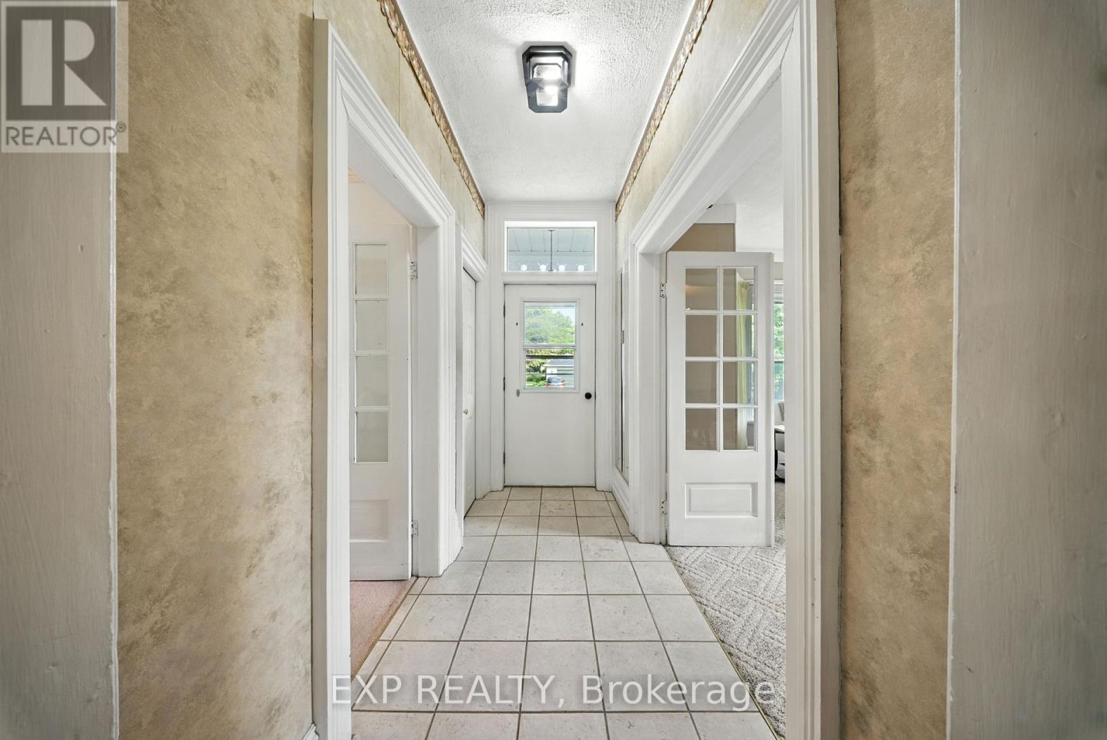 1051 Gibson Street Property Photo 3