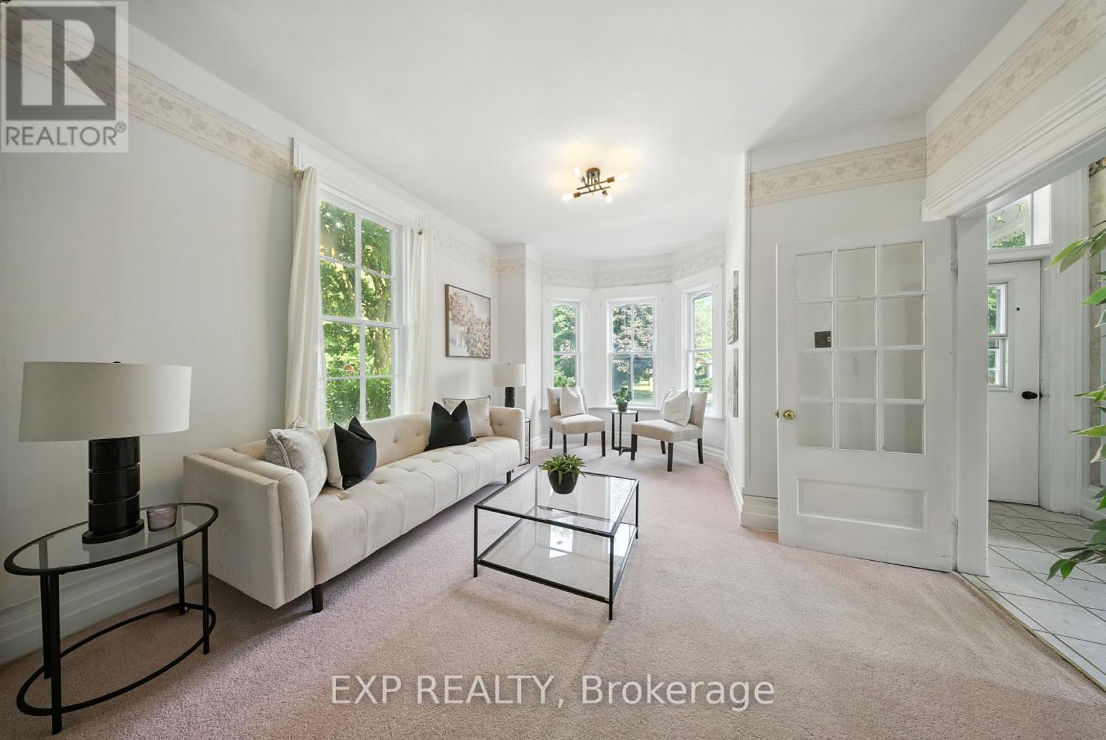 1051 Gibson Street Property Photo 5