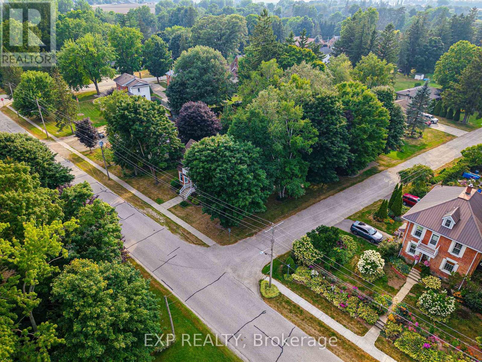 1051 Gibson Street Property Photo 35