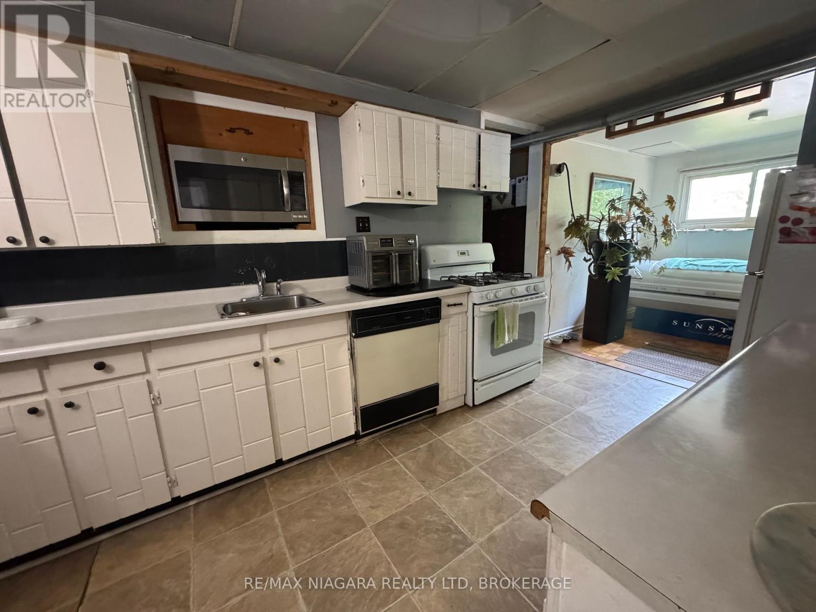 1640 Dominion Road Property Photo 1