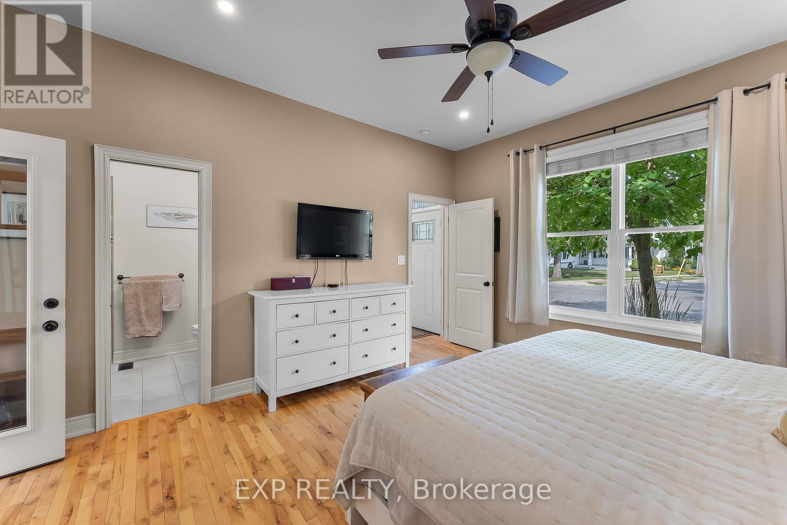 4158 Bridgeport Drive Property Photo 17