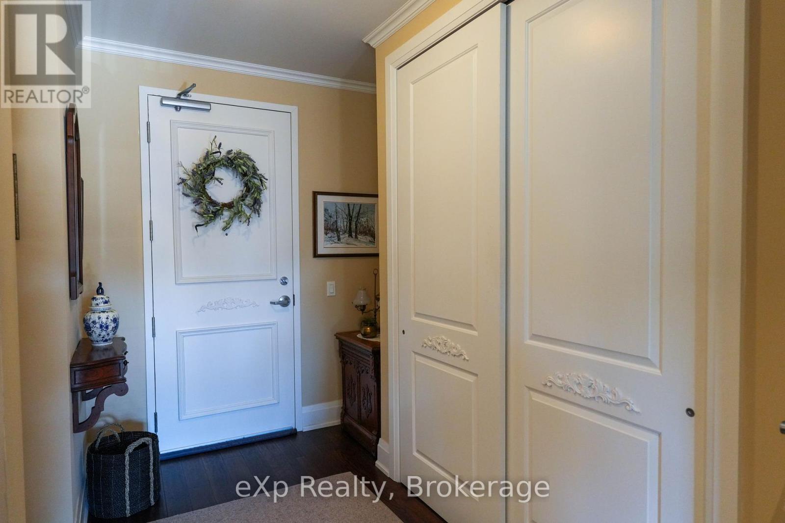 80 9th Street #203 Property Photo 9