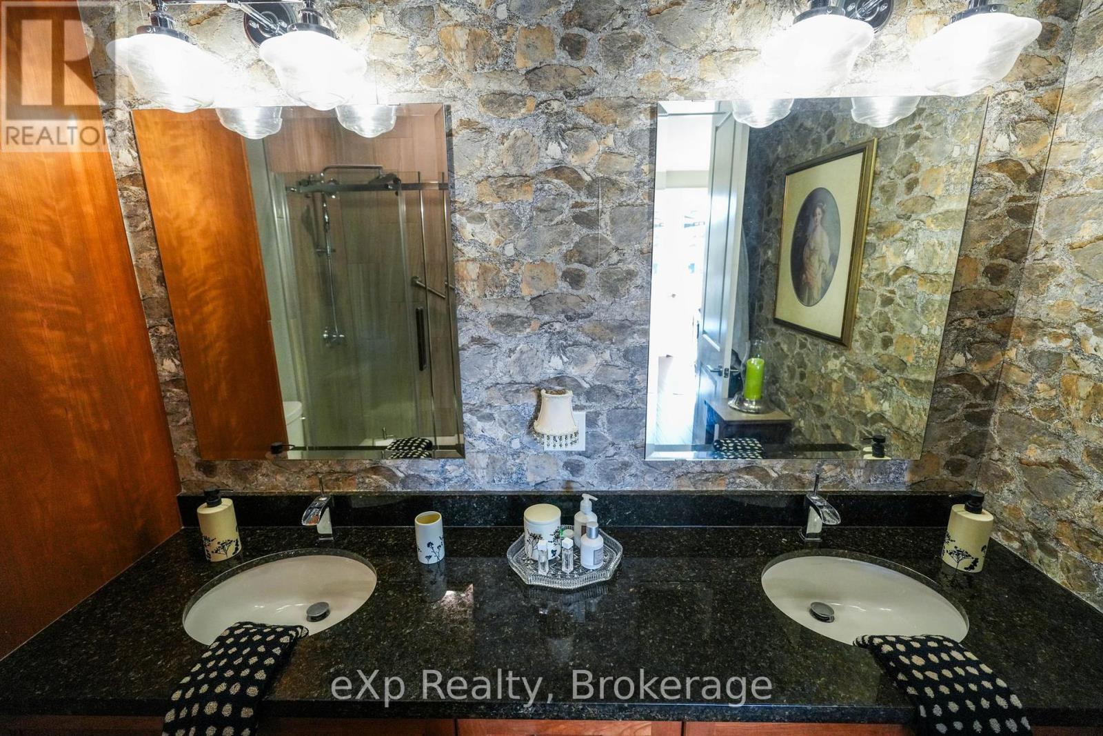 80 9th Street #203 Property Photo 23