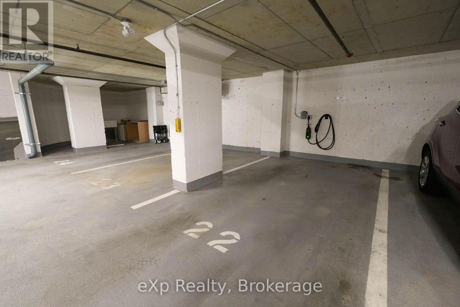 80 9th Street #203 Property Photo 44