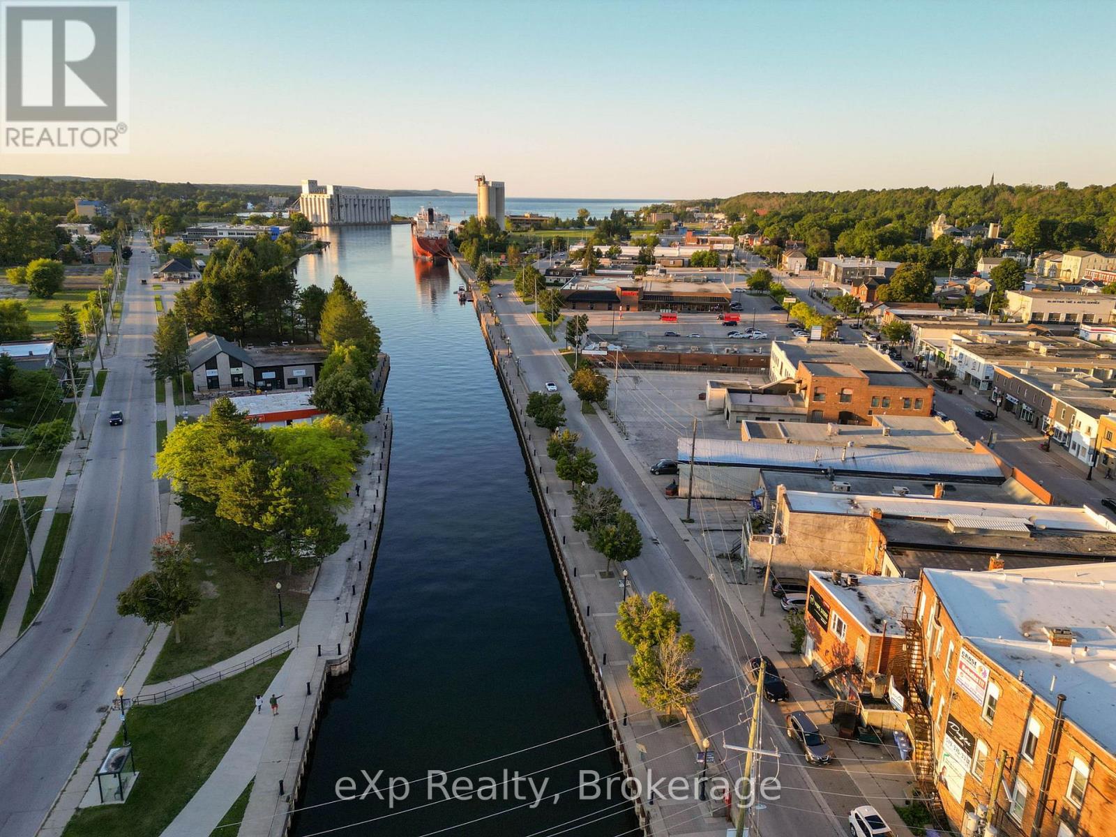 80 9th Street #203 Property Photo 45