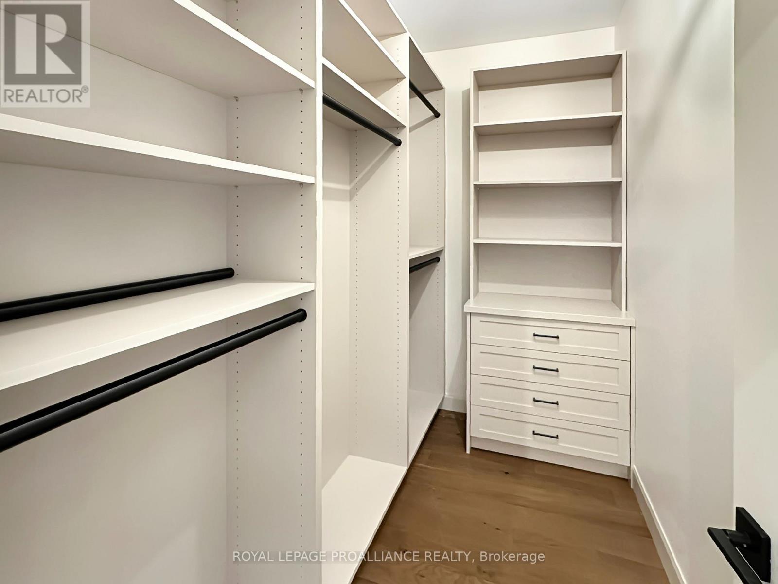 37 Deerview Drive Property Photo 20