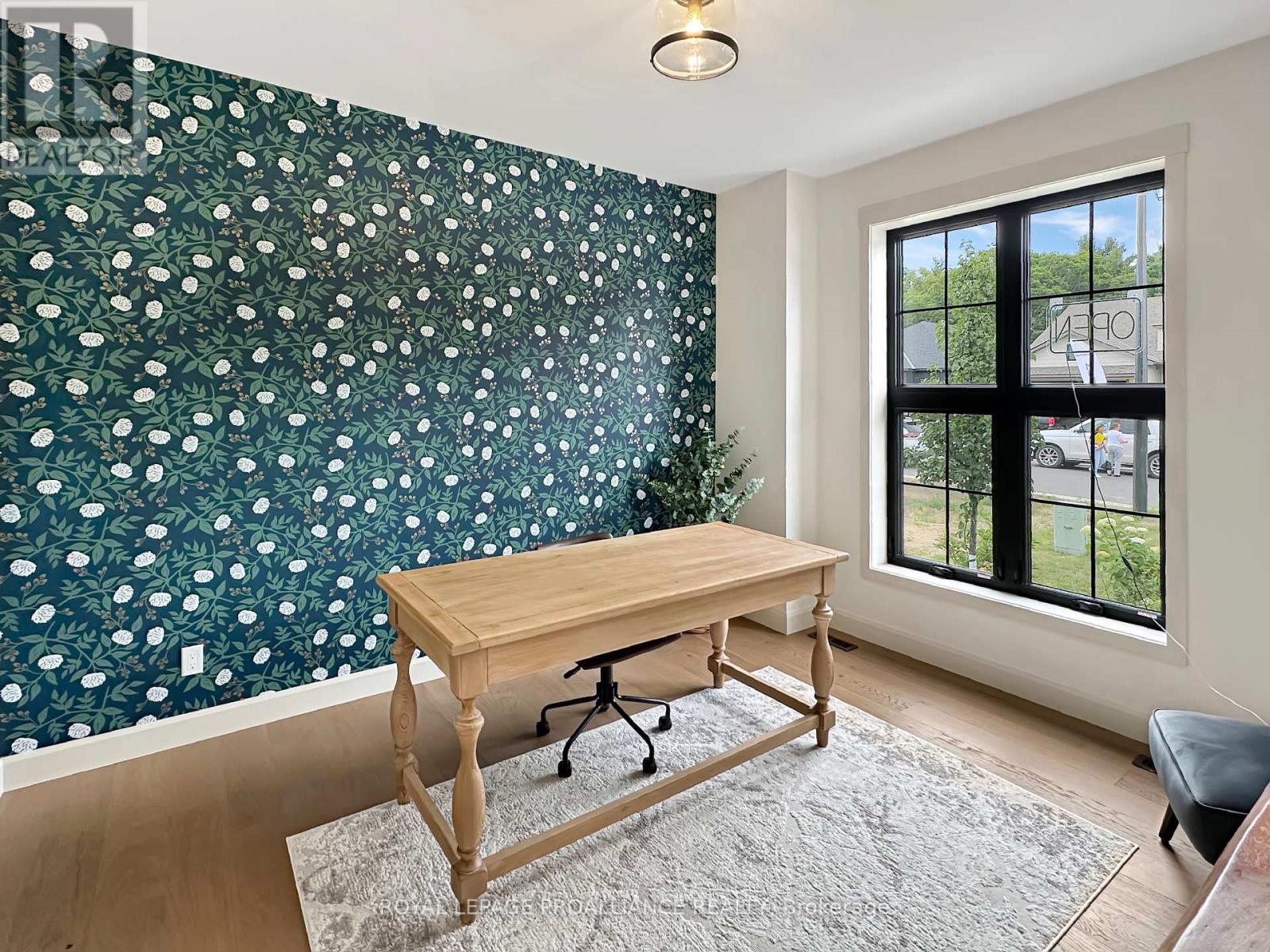 37 Deerview Drive Property Photo 24