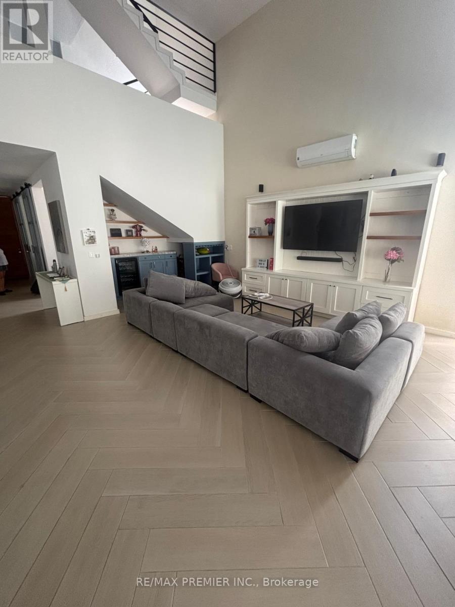 59 Parque Del Retiro Property Photo 9