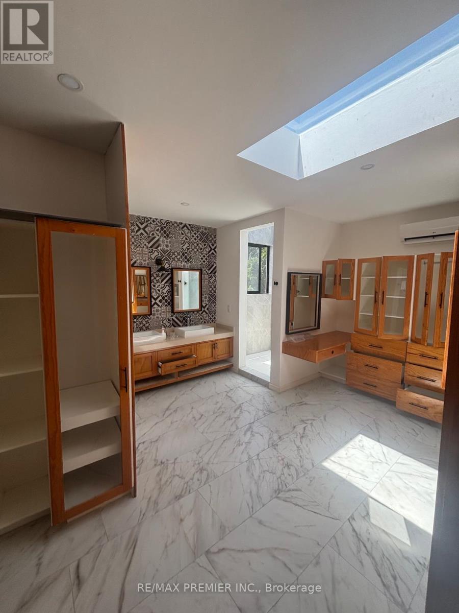 59 Parque Del Retiro Property Photo 39