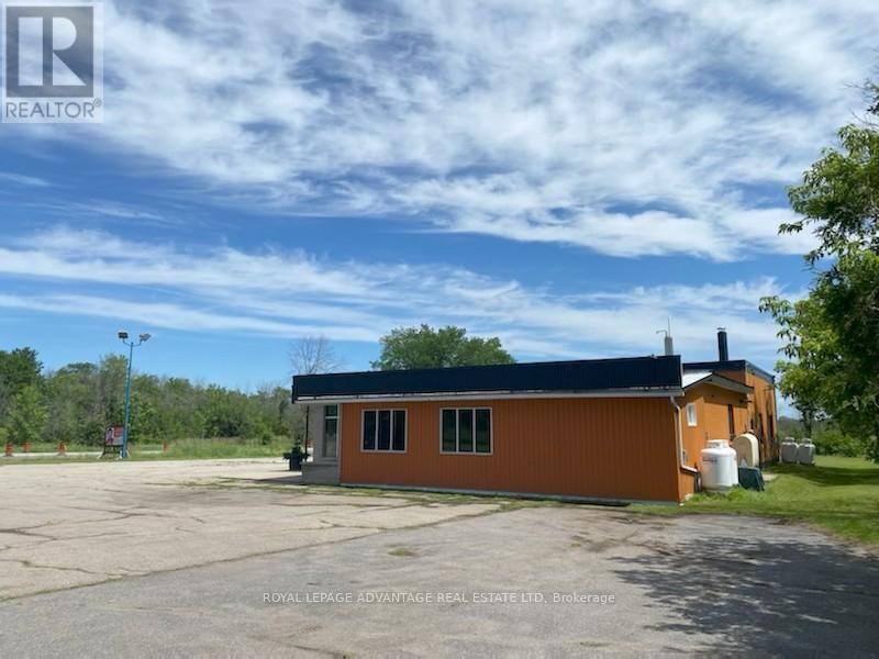 3719 Highway 15 Highway N Property Photo 7