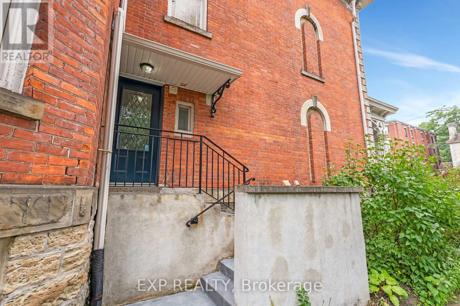 46 Herkimer Street #2 Property Photo 28