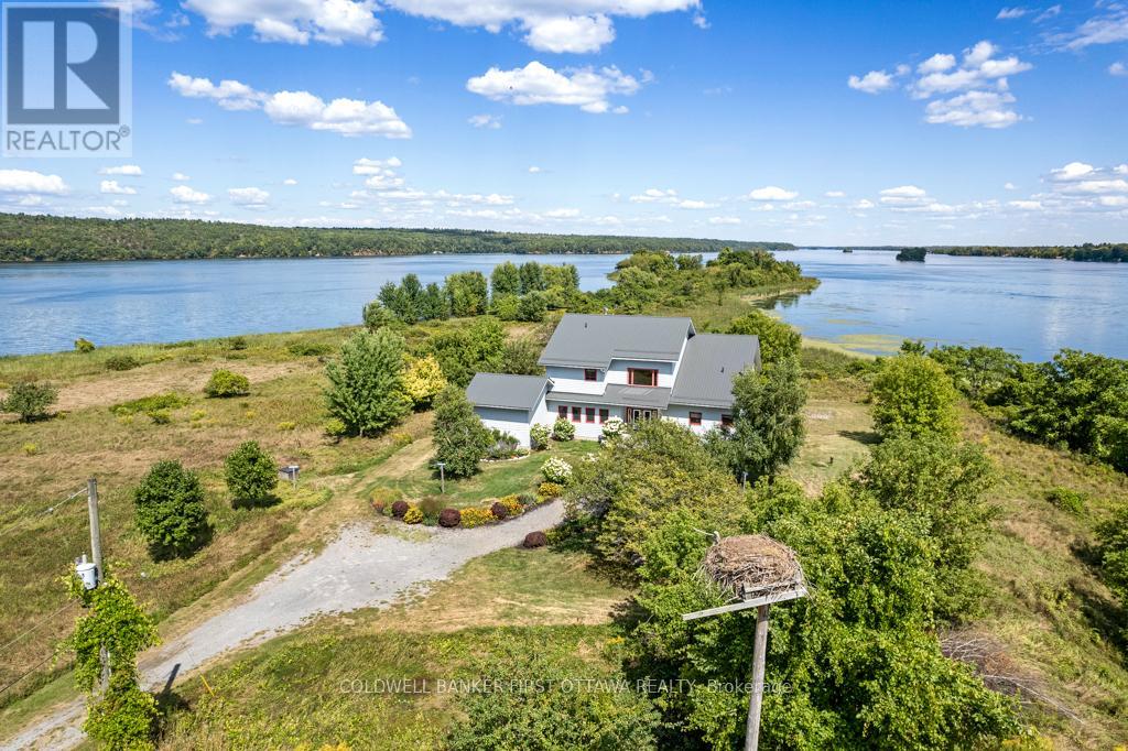9868 County Road 42 Road Property Photo 1