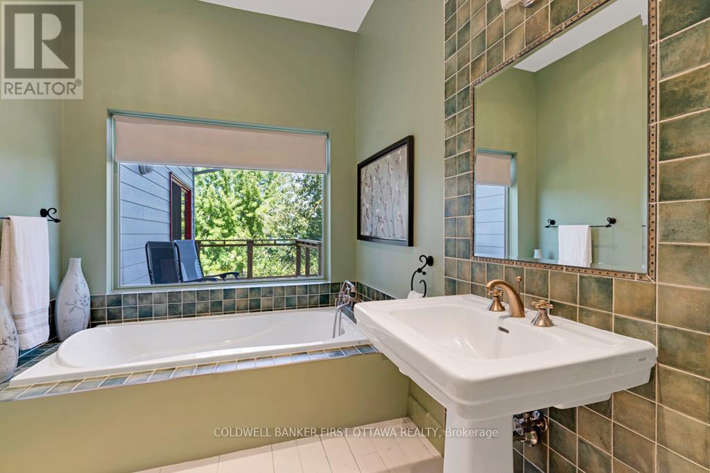 9868 County Road 42 Road Property Photo 19